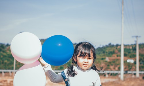生姜能治疗痛经吗-生姜防痛经的功效网-分享生姜对痛经有治疗效果么，生姜放肚脐眼的功效知识库